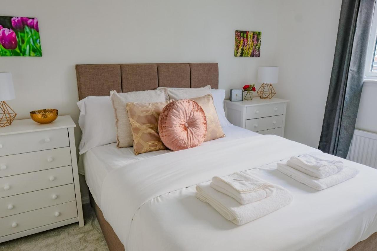 Modern & Artistic Design Humphreys Lodge - Sleep 6 Cambridge Zewnętrze zdjęcie